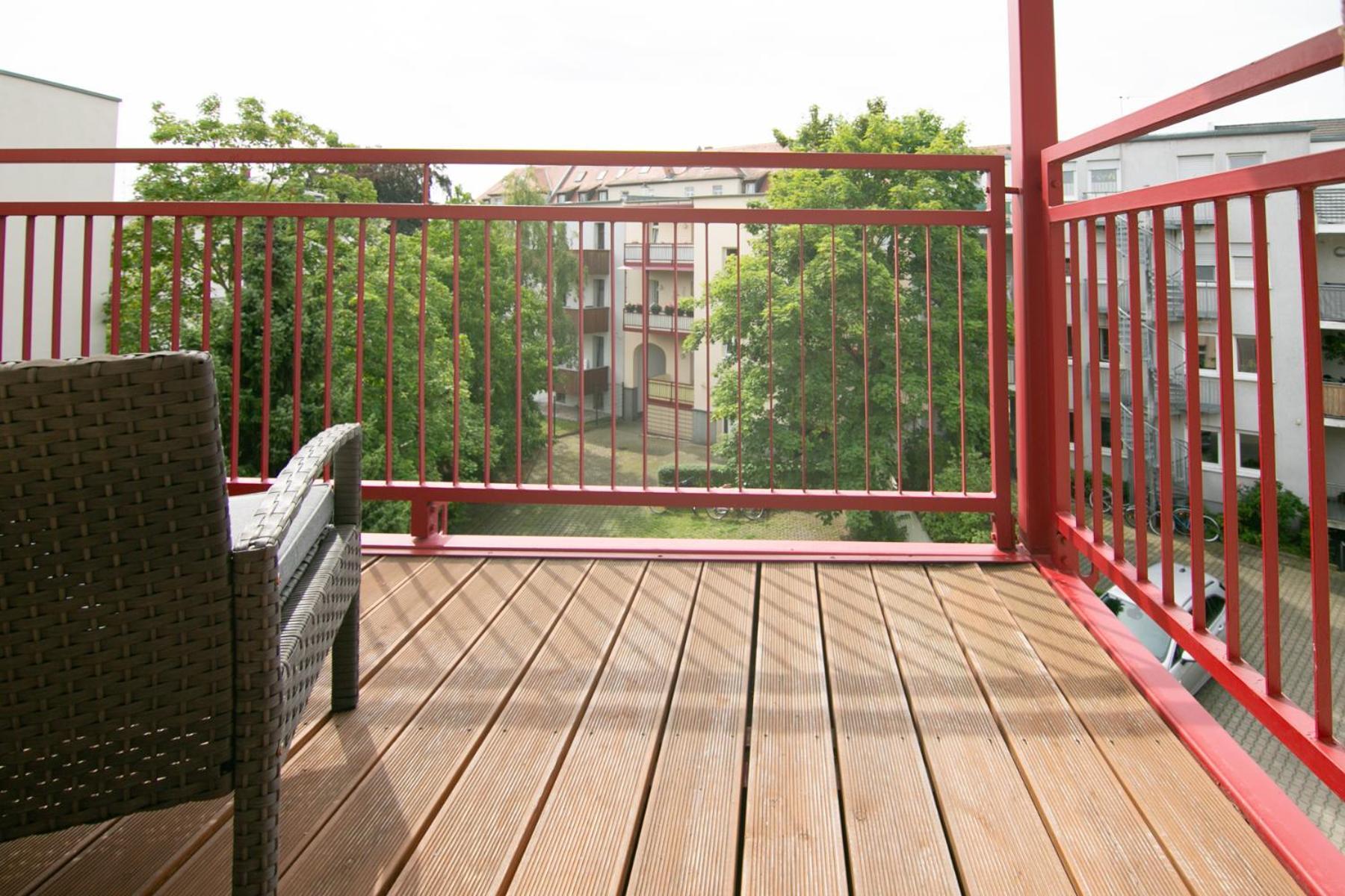 2 Zimmer, Bett Und Schlafsofa, Balkon, Waschmaschine L Leipzig Extérieur photo