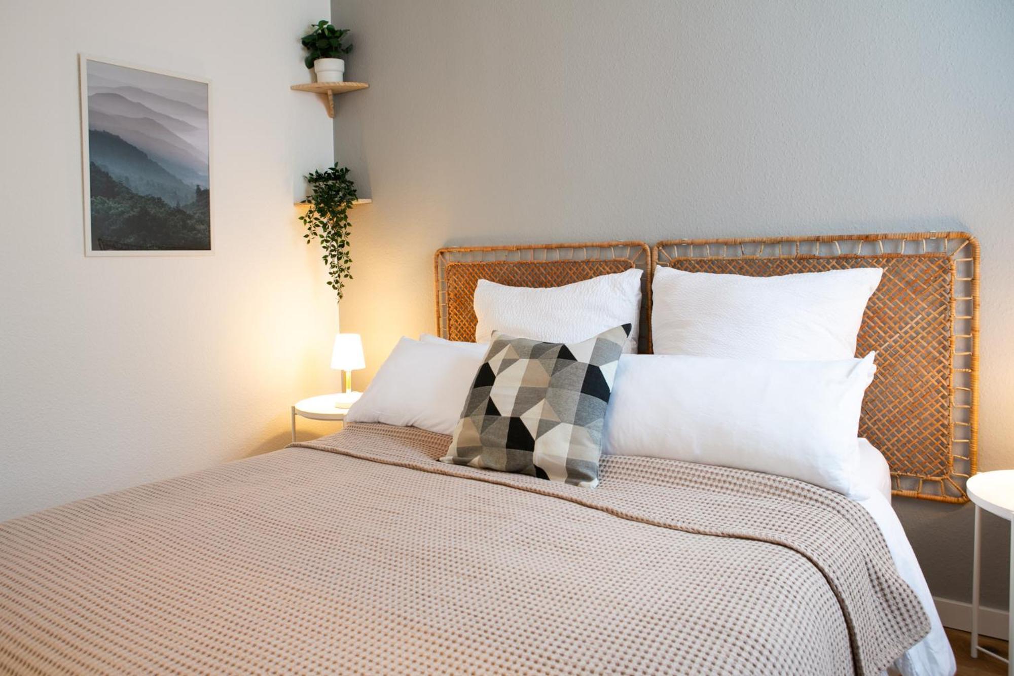 2 Zimmer, Bett Und Schlafsofa, Balkon, Waschmaschine L Leipzig Extérieur photo